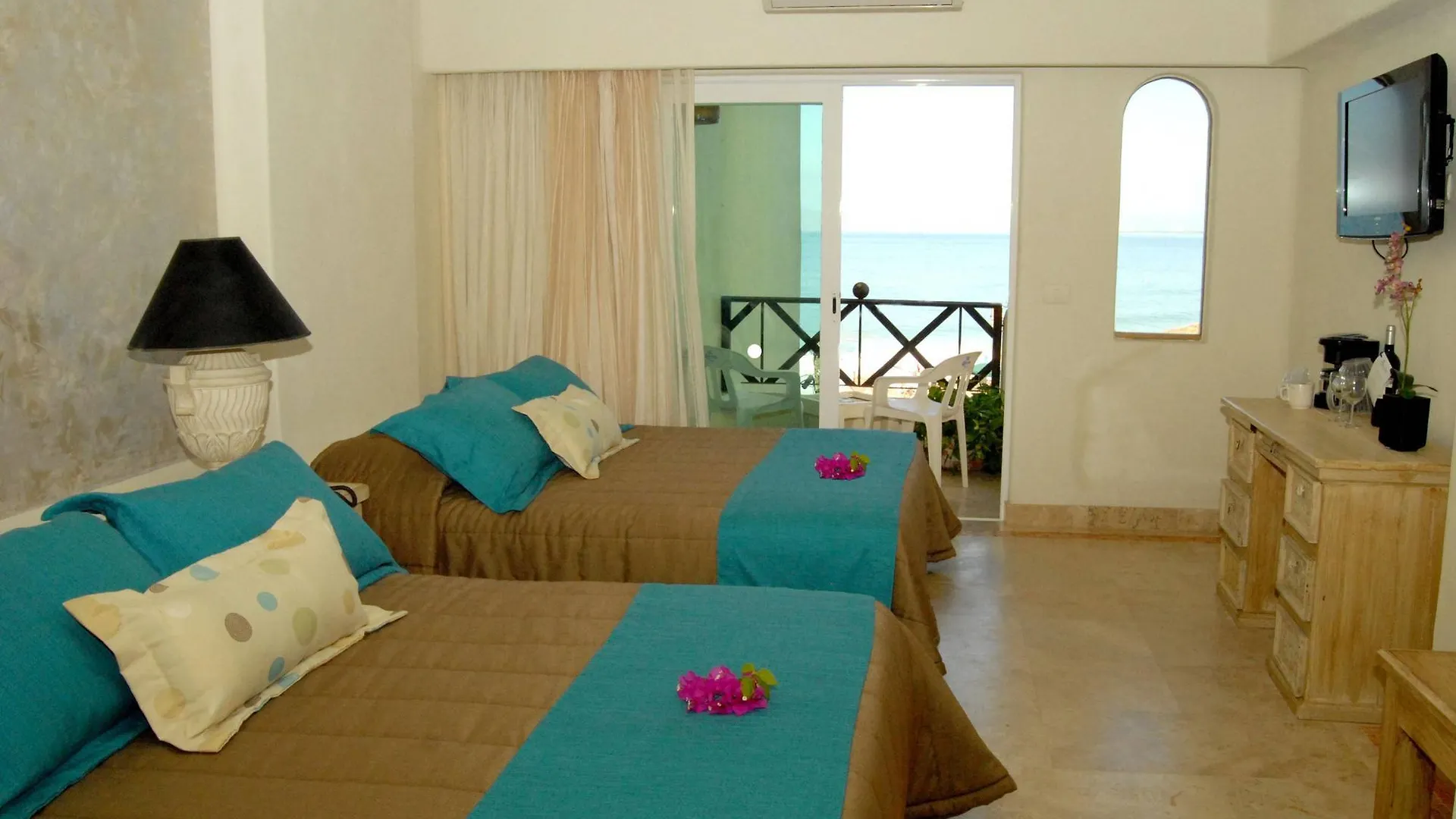 Blue Chairs Beachfront Resort Puerto Vallarta - Adults Only المكسيك