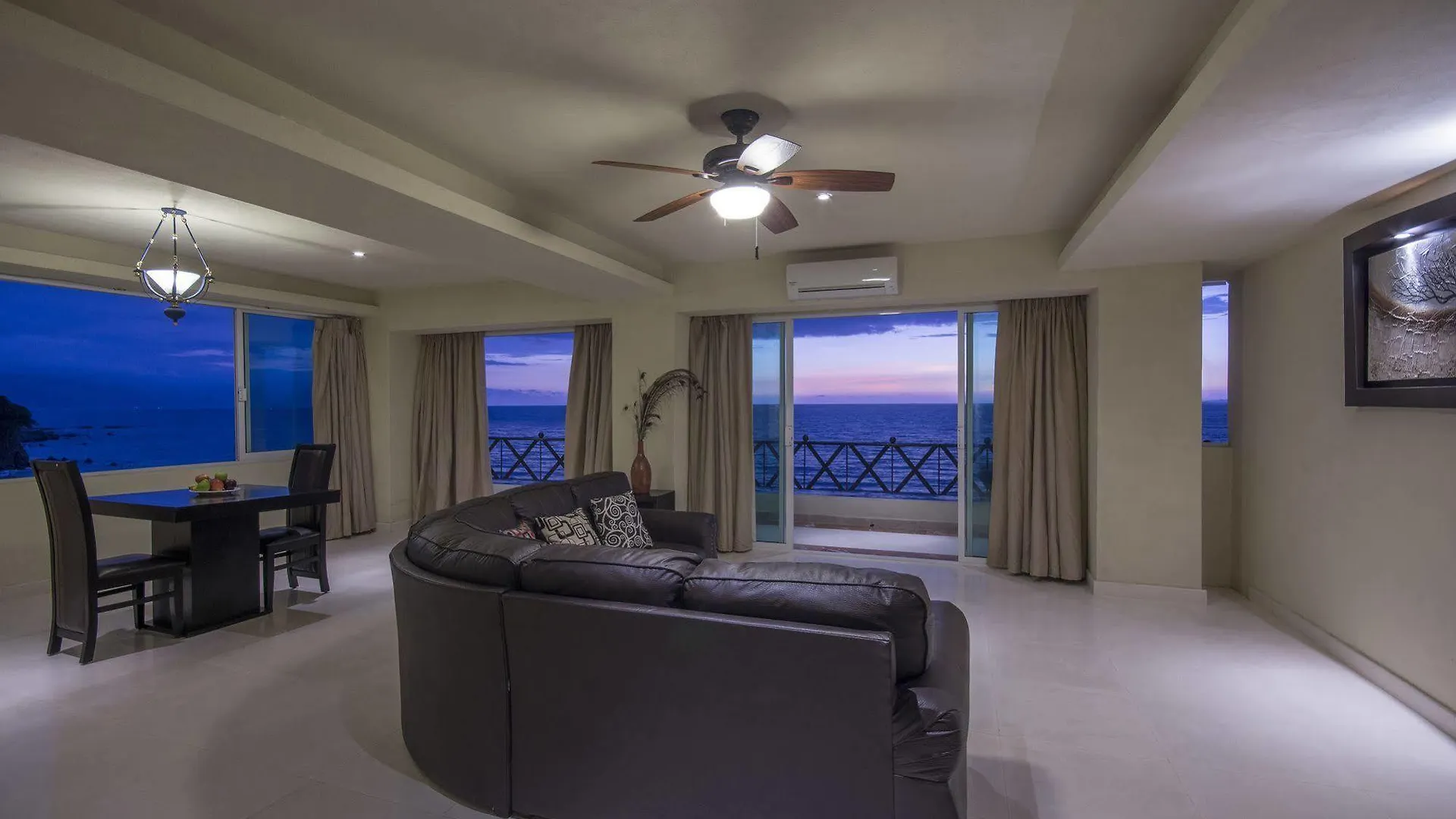 Blue Chairs Beachfront Resort Puerto Vallarta - Adults Only 3*,  المكسيك