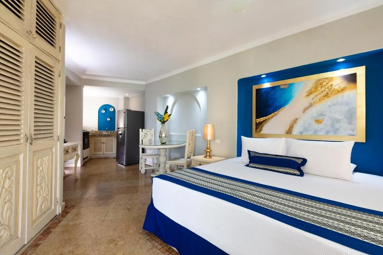 Blue Chairs Beachfront Resort Puerto Vallarta - Adults Only Hotel