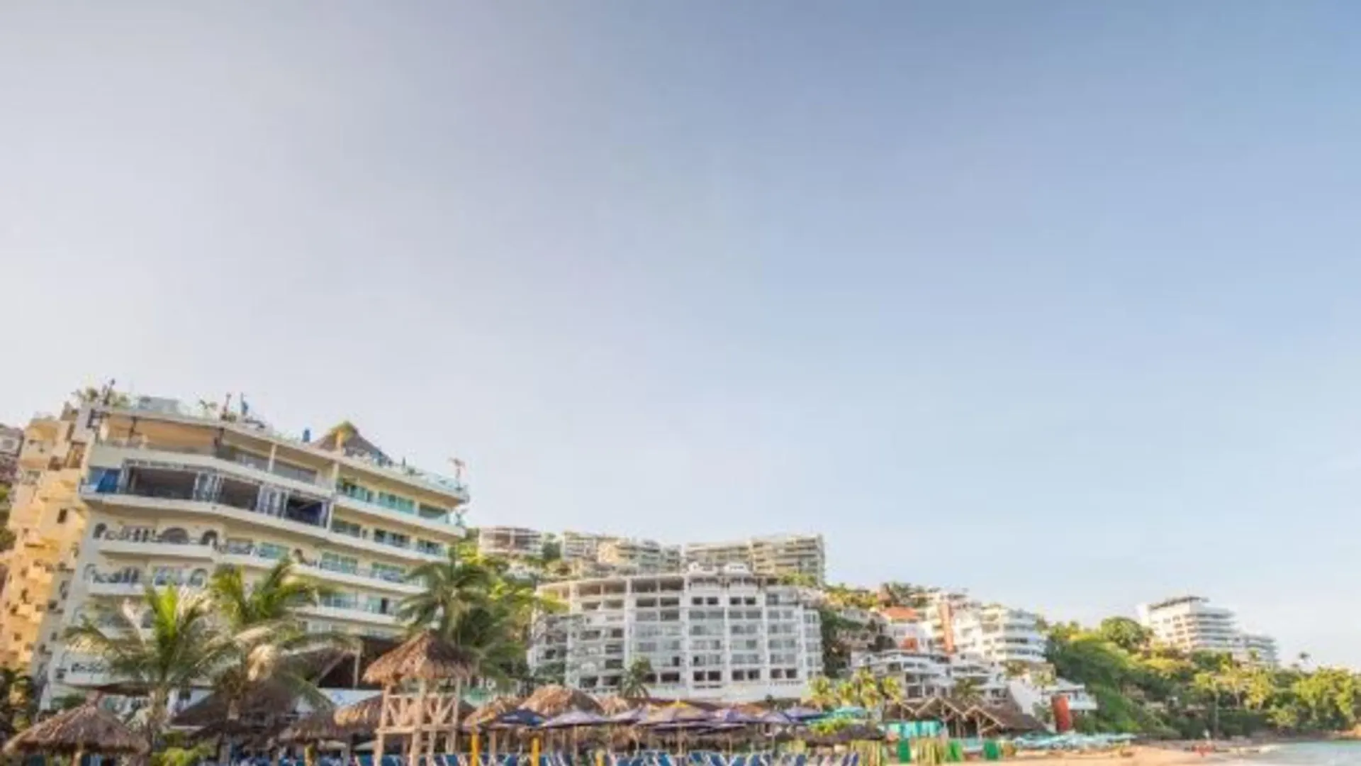 Blue Chairs Beachfront Resort Puerto Vallarta - Adults Only